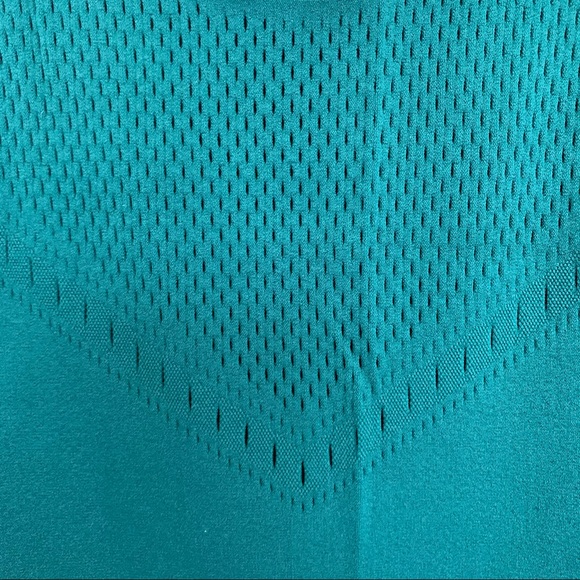 Athleta Tank Top - Picture 4 of 4